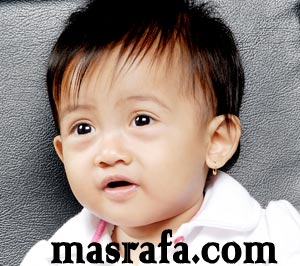 Fayra 1 tahun